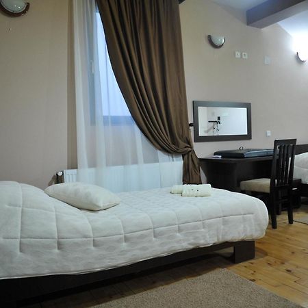 Garni Hotel City Kruševac Kamer foto