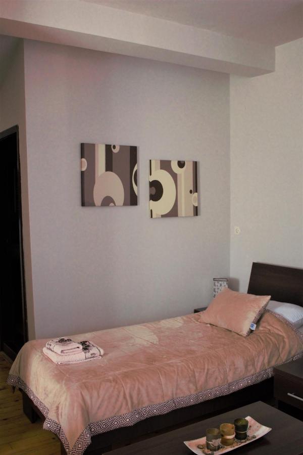 Garni Hotel City Kruševac Buitenkant foto