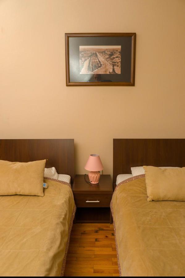 Garni Hotel City Kruševac Buitenkant foto