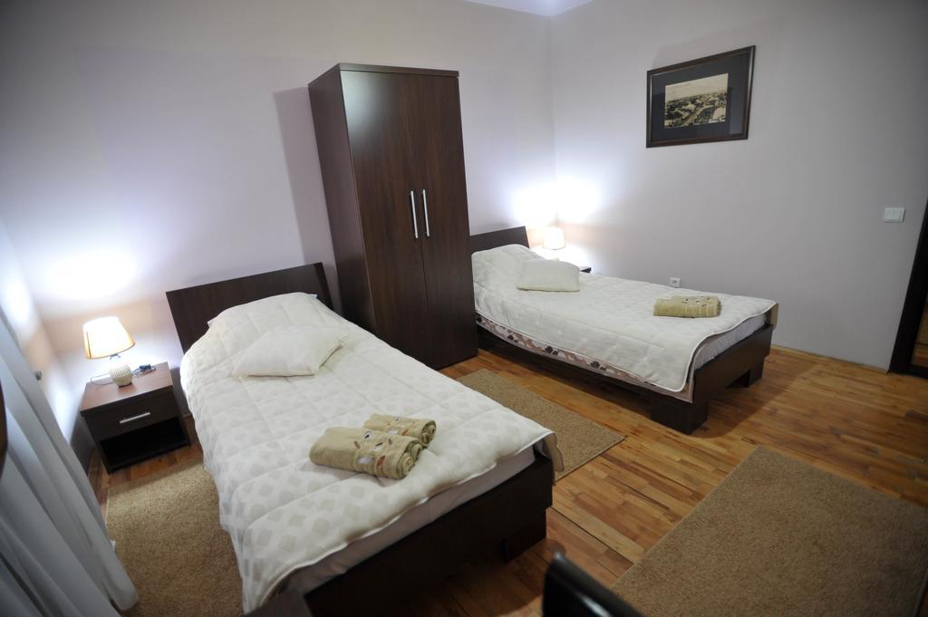 Garni Hotel City Kruševac Kamer foto