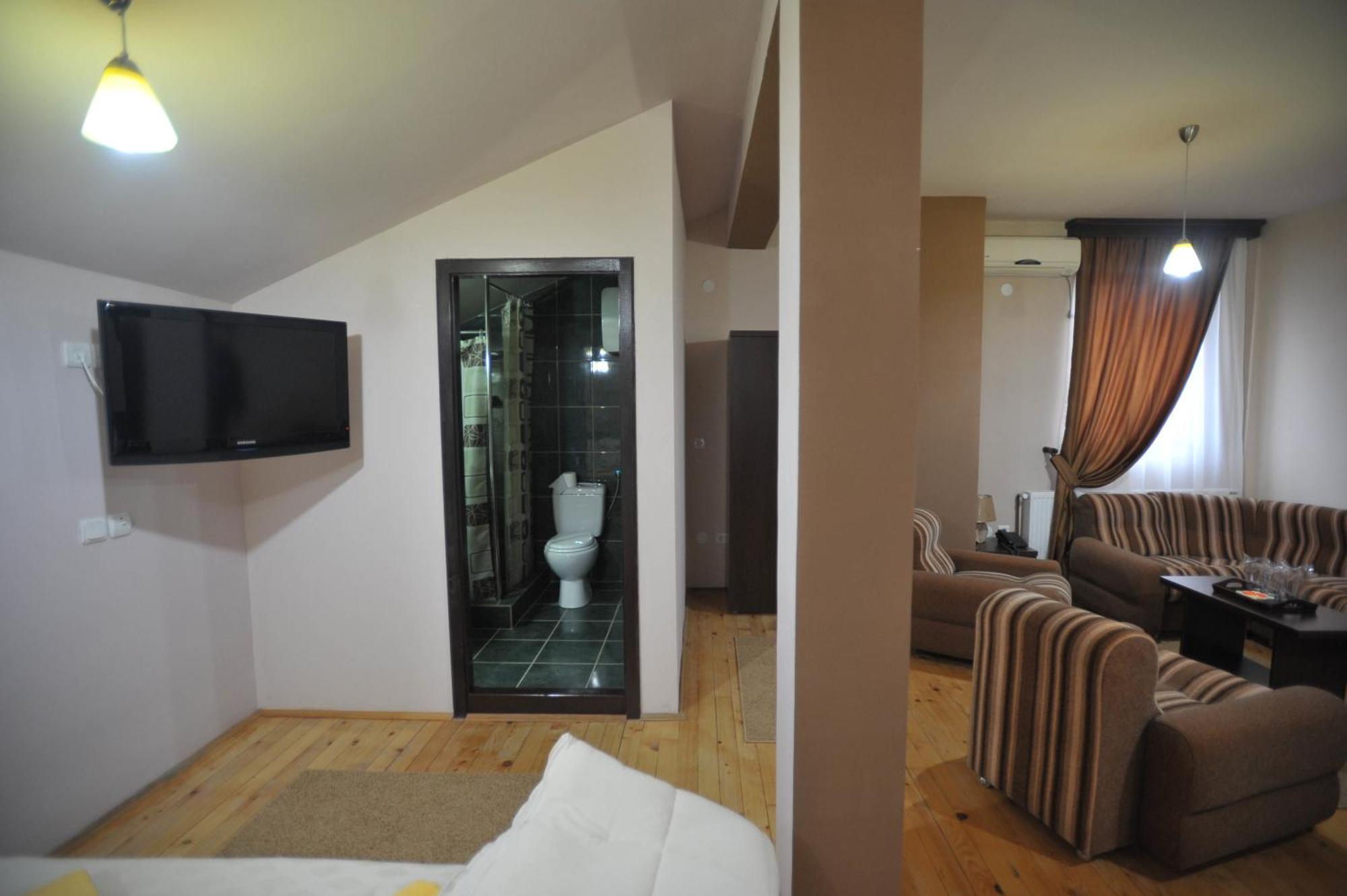 Garni Hotel City Kruševac Kamer foto