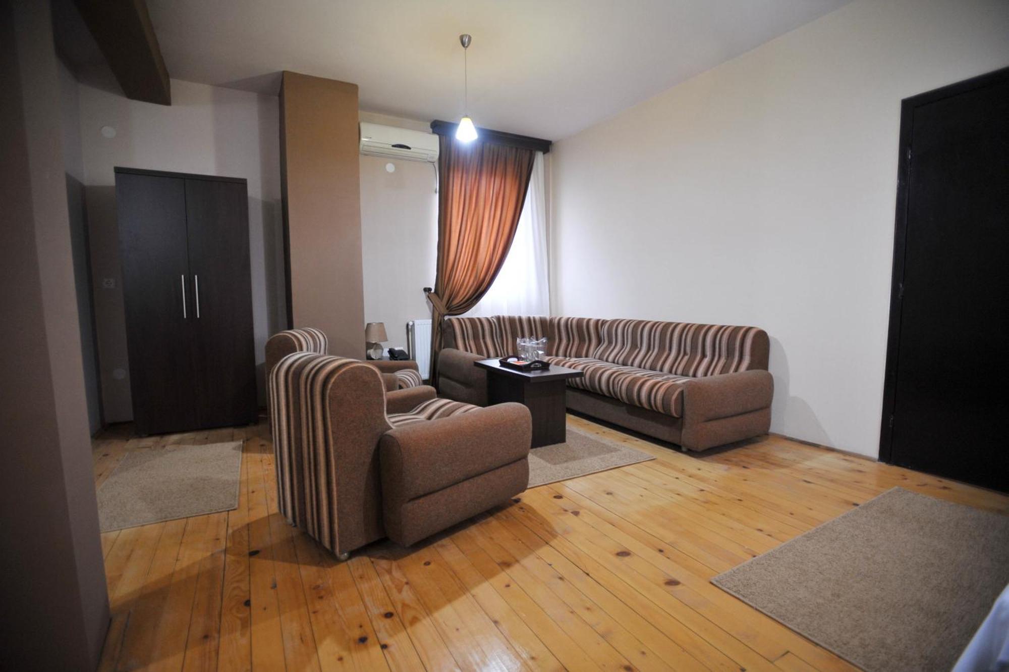 Garni Hotel City Kruševac Kamer foto