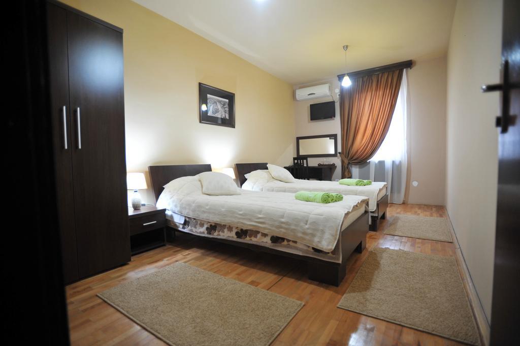 Garni Hotel City Kruševac Kamer foto