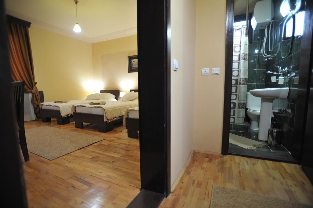 Garni Hotel City Kruševac Kamer foto