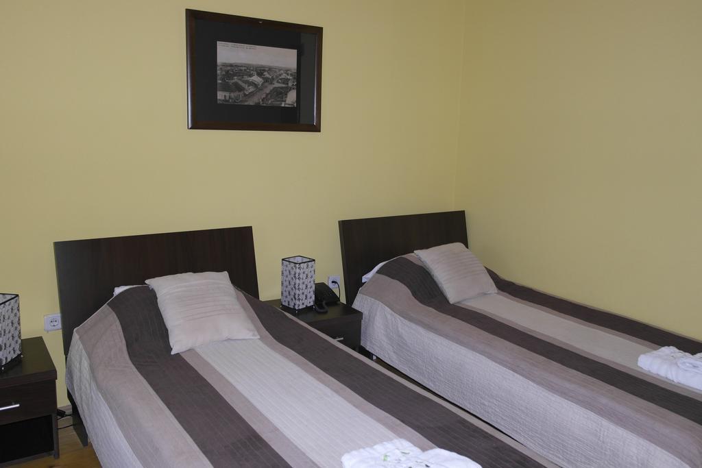 Garni Hotel City Kruševac Buitenkant foto